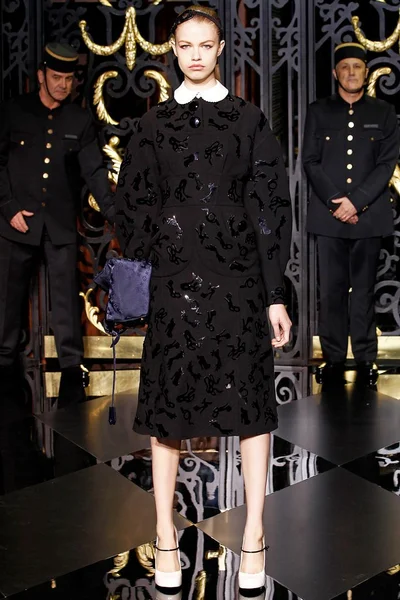 Look 40